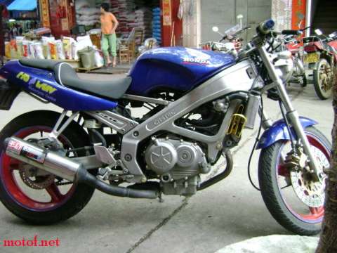 VT250