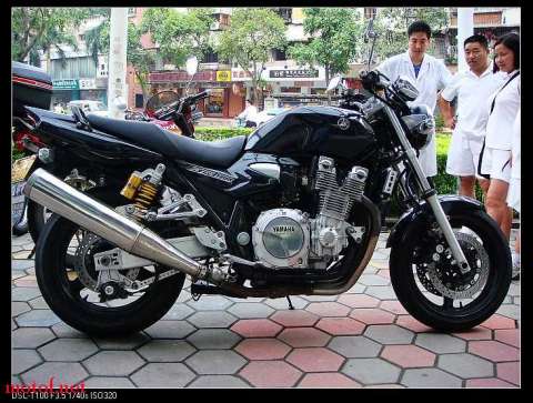 YAMAHA XJR1300