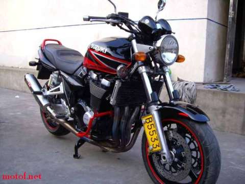 05年GSX1400大魔神