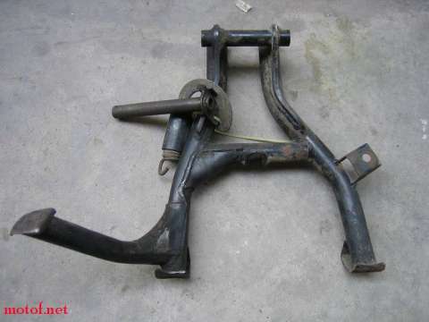 CB400 大架一个(弹簧及轴等附件齐全)