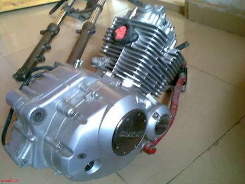 EN6档发动机和CBR前减震