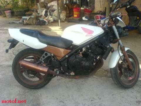 精神cb1-400c街跑