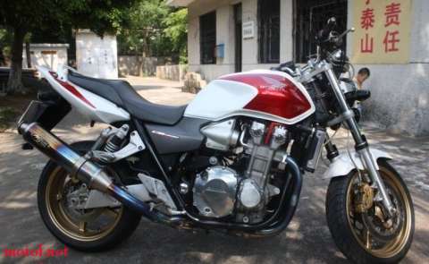 海南海口出售本田CB1300欧版05年街车45000元