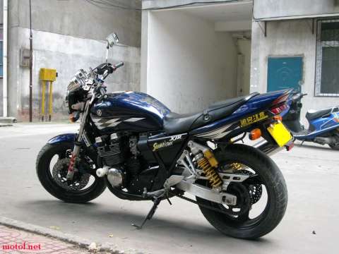 03XJR400