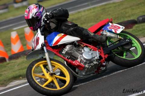 广州 出 落场 滑胎一台 5000蚊~！