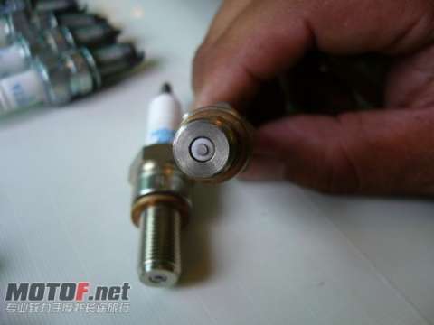 竞技无极火花塞