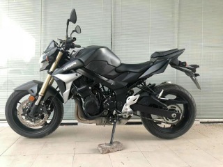 15年铃木GSR750