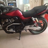 广州出CB400一代 20000     06R6 37000