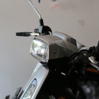 出售全新台湾三阳tini110复古踏板小绵羊两台,K8进口GP管改装排气后段一支