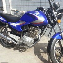 本田125街车，手续齐全