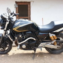 CB400