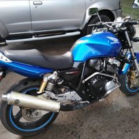 佛山三水出售06年CB400 三代