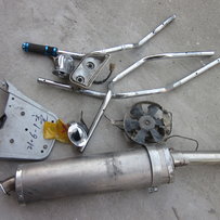 搬仓库找出来配件便宜处理了