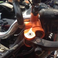 重新发帖江门出售CB1300 价钱已自刀2000.多图。