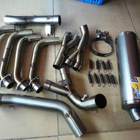 顺德代出售一套接近全新的SBK钛金排气！适合05~06CBR600!