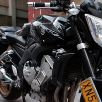 出售FZ1N 黑蝙蝠