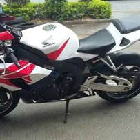 换车出手精神CBR1000