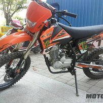 波速尔T8越野出售2500元接指甲刀