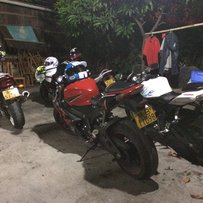 顺德容桂出售CB400 vtec1代 和 vtec3代！！！