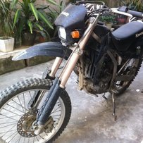 低价出只04~05KLX250