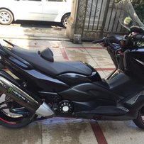 新塘代友出一台09TMAX500