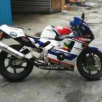 新塘代友出售CBR22期，94CB400，11年林阴大道M90