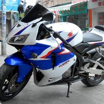 广东陆丰甲子出售一手水05年美版CBR600-F5