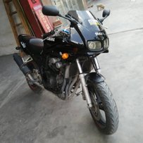 广东罗定代友出售精神雅马哈FZ400小战神