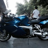 彩票以上  版主开一下  潮汕出只宝马 K1200S  58000