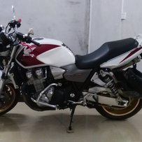 CB1300  03年电喷38000元  不当05 06卖 不骗人