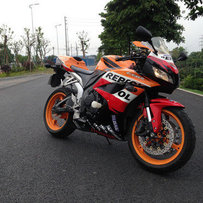 降价出售，急需人民币。有能力的请进。大刀勿扰