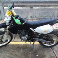 小胖妞出售自用03KLX一台