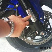 珠海出美版大鹦鹉CBR1000rr一台,支持换车.