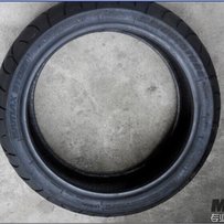 出售三条普利司通，一条象牌轮胎