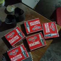 出售2冲赛车用NGK105火嘴(GP125原厂用)(以上报纸，请解封）