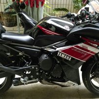 出售13年fz6r带全段兄弟排球`12年春风650nk