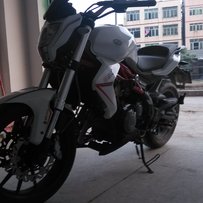 家庭问题忍痛售小龙女