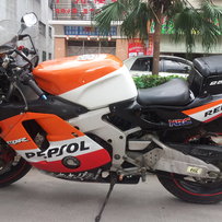 代车友出售两台车蓝宝石250c，cbr22期250c