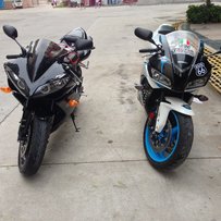 惠州博罗出售两台车07年R1,11年CBR600
