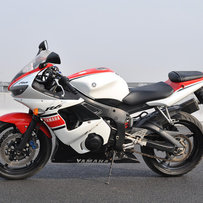 代友出售YAMAHA 03 R6！