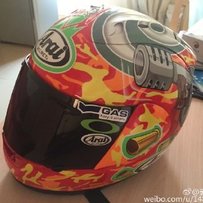 出售ARAI RR4头盔，M号