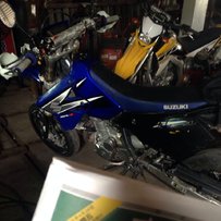 本人精神06DRZ400滑胎版！出售